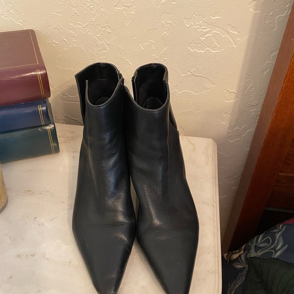 Franco Sarto ankle bootie - Picture 2 of 7